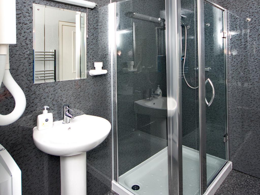 Birchwood Hotel Питлохри Номер фото